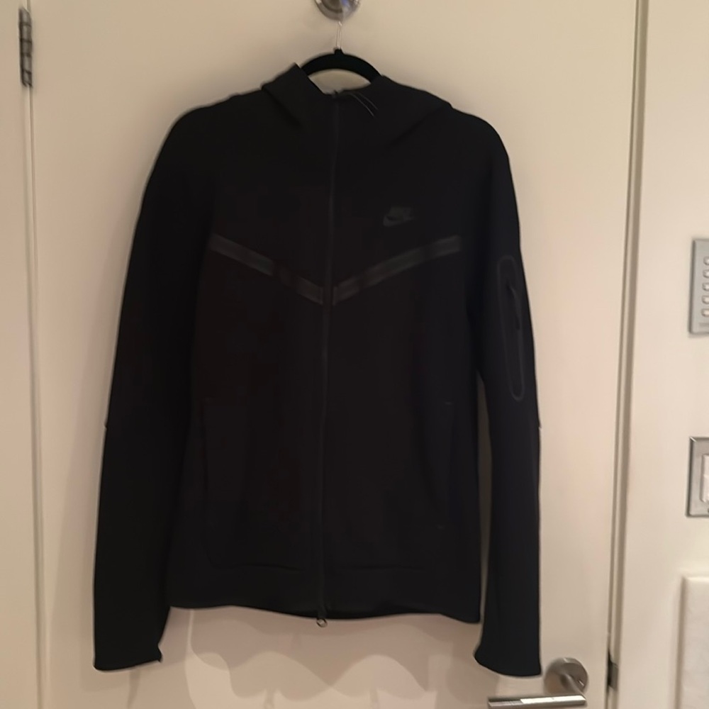 Nike Men’s Tech Fleece Windrunner Full Zip Jacket